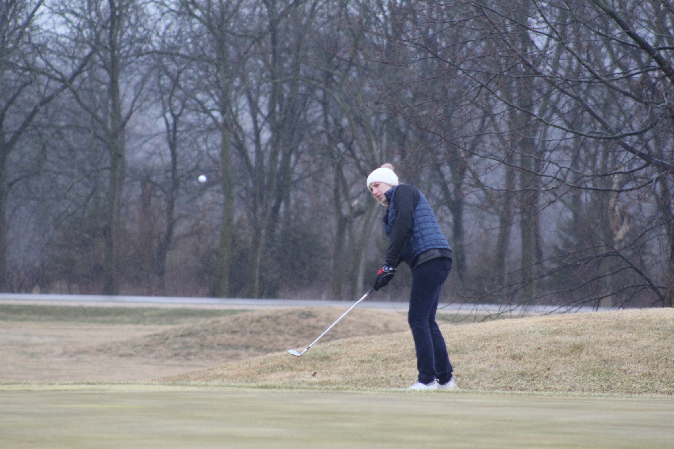 V-Hawks Finishes Fifth at Mount Mercy Invite